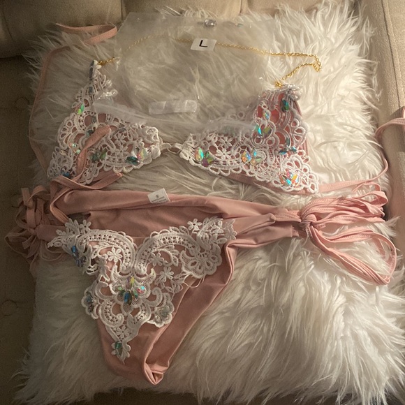 New in bag hand made bikini size large - Picture 3 of 16